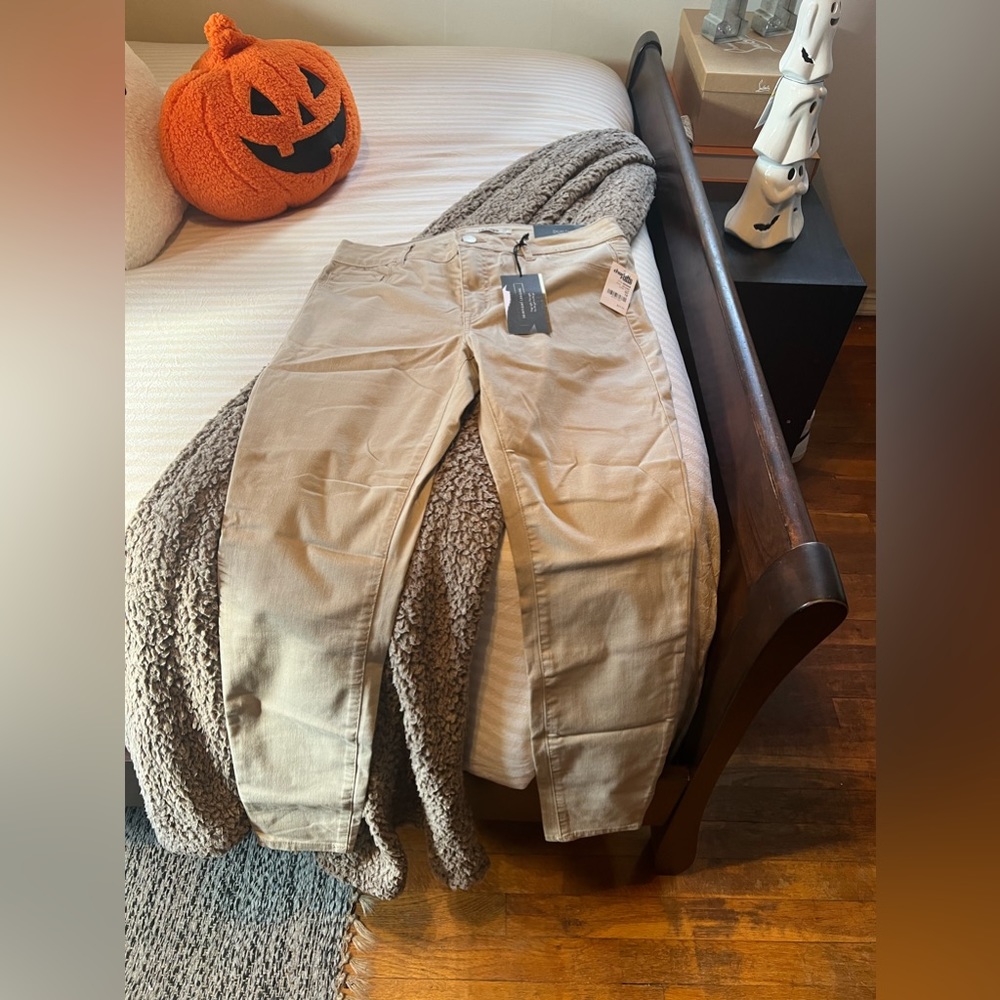 NWT | Charlotte Russe Refuge Skintight Legging Khakis